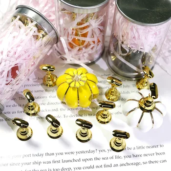 

Hot Selling Japanese-style Manicure Nail Support Practice Base Filming Props Works Showing Stand Pumpkin Manicure Nail Nail Supp