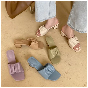 

2020 New Fashion Pleated Womens Slippers Summer Outdoor Dress Sandal Square Low Heel Shoes Open Toe Slides Ladies Flip Flop