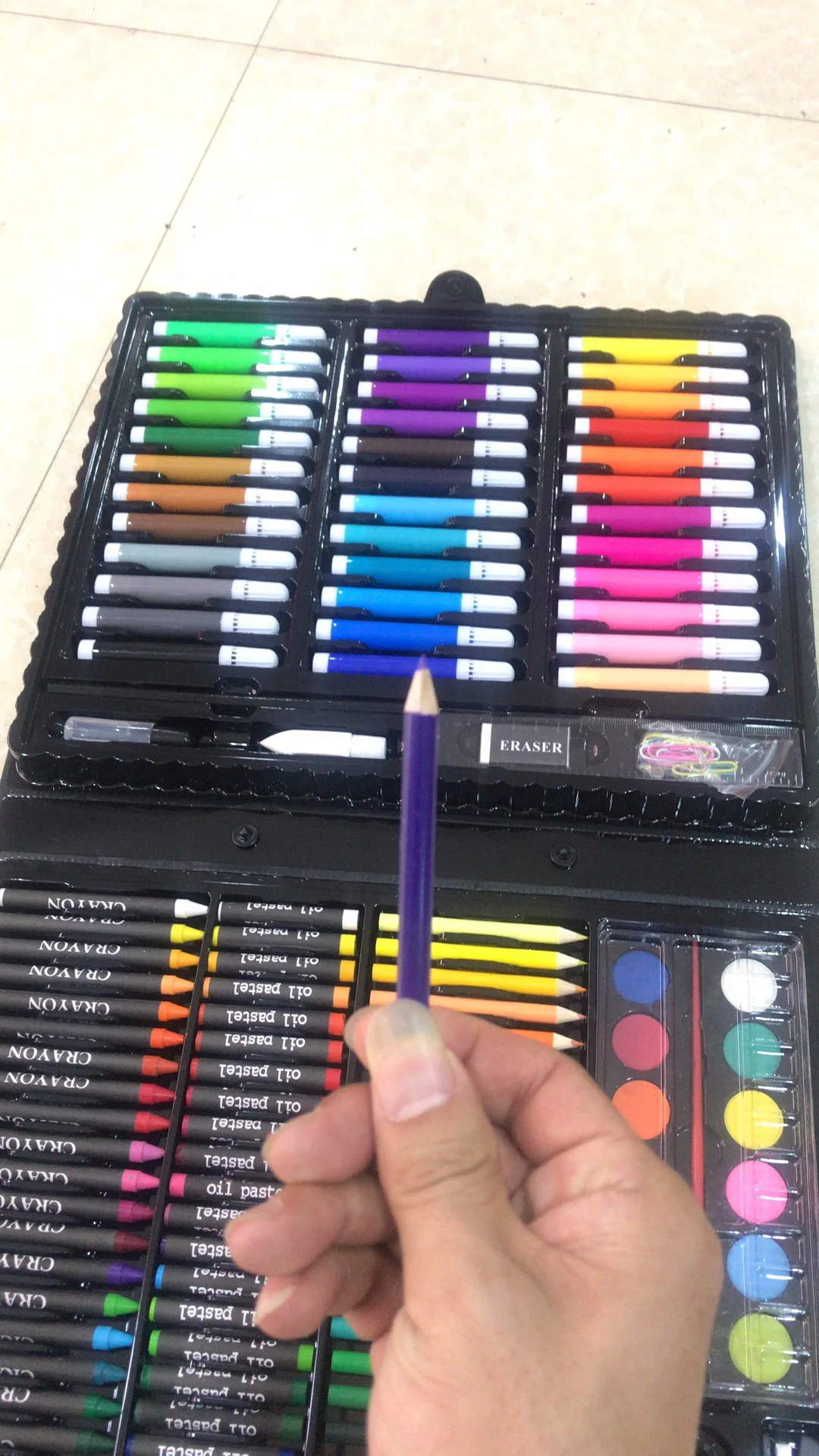 

150 Suite Children Watercolor Pen Brush Crayon Gift Box Training Gift Painted Tool