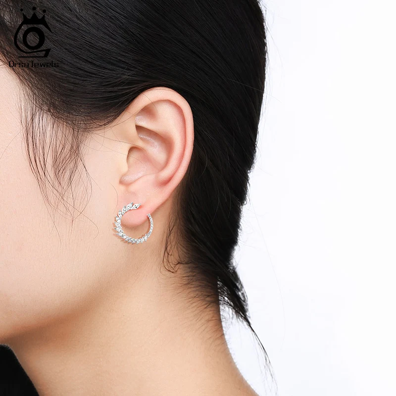 ORSA JEWELS кольцо чистый 925 поворот круг серьги-гвоздики Стерлинговое Серебро потрясающие серьги горный хрусталь проложить AAAA фианит вечерние подарок, праздничная бижутерия, Повседневная бижутерия SE31