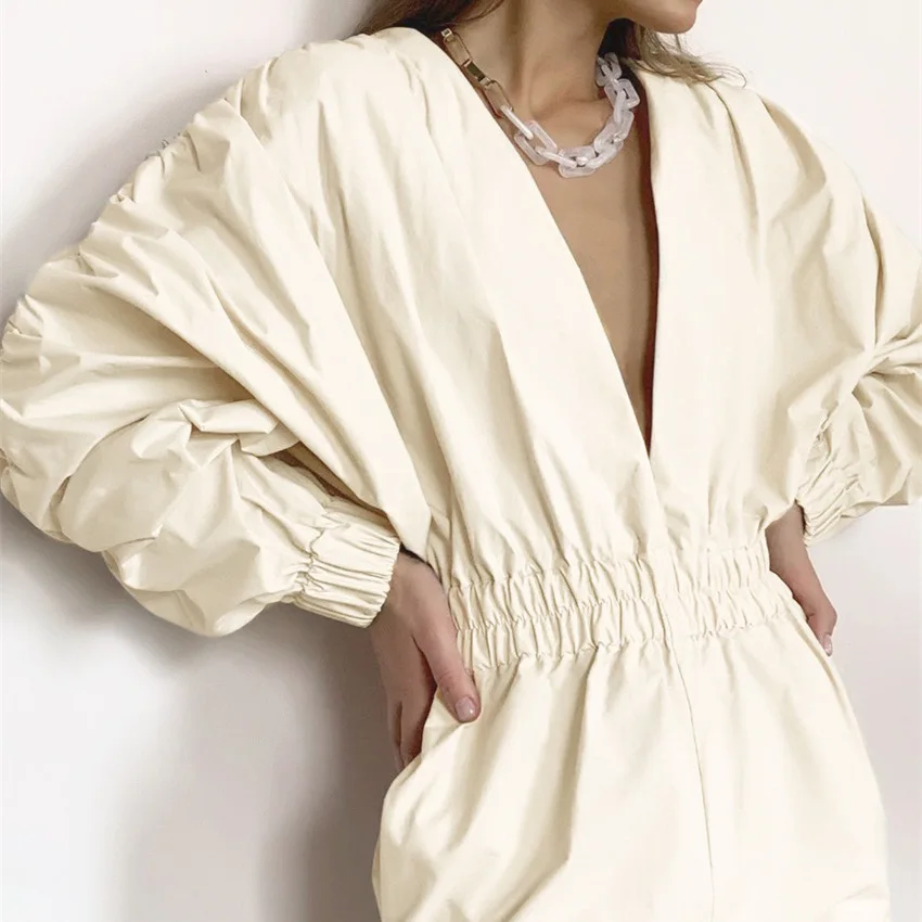 iMucci Puff Sleeves Rompers Womens Jumpsuit Sexy Deep V-neck Pleated Designer Women Brand Causal Jumpsuit Women 2020 Autumn New