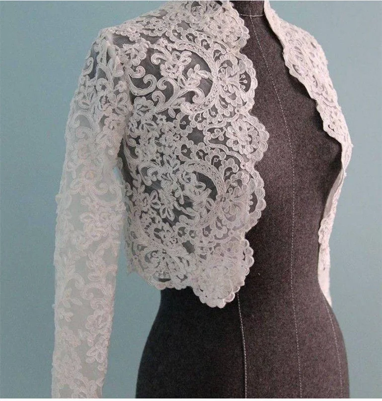 Featured image of post White Lace Long Sleeve Top Dress : Discover more latest collections of long sleeve lace dress at maykool.com.