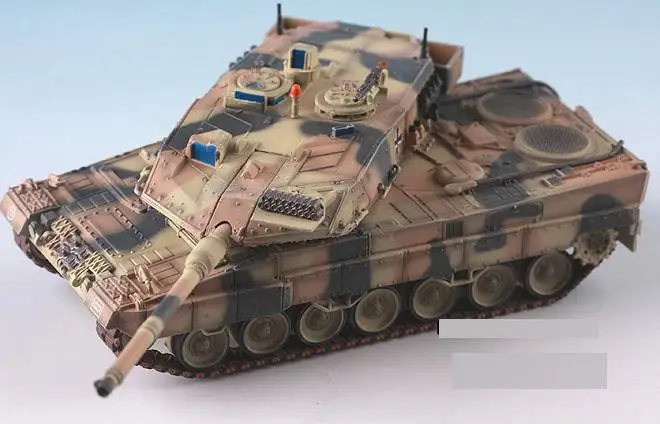 Panzerkampf Германия Леопард 2а6 песочный камуфляж 1/72 Готовая модель танка