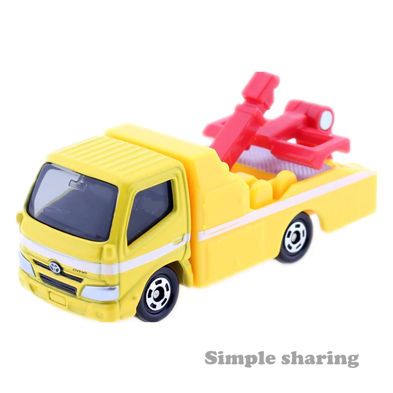 tomica toyota dyna wrecker truck