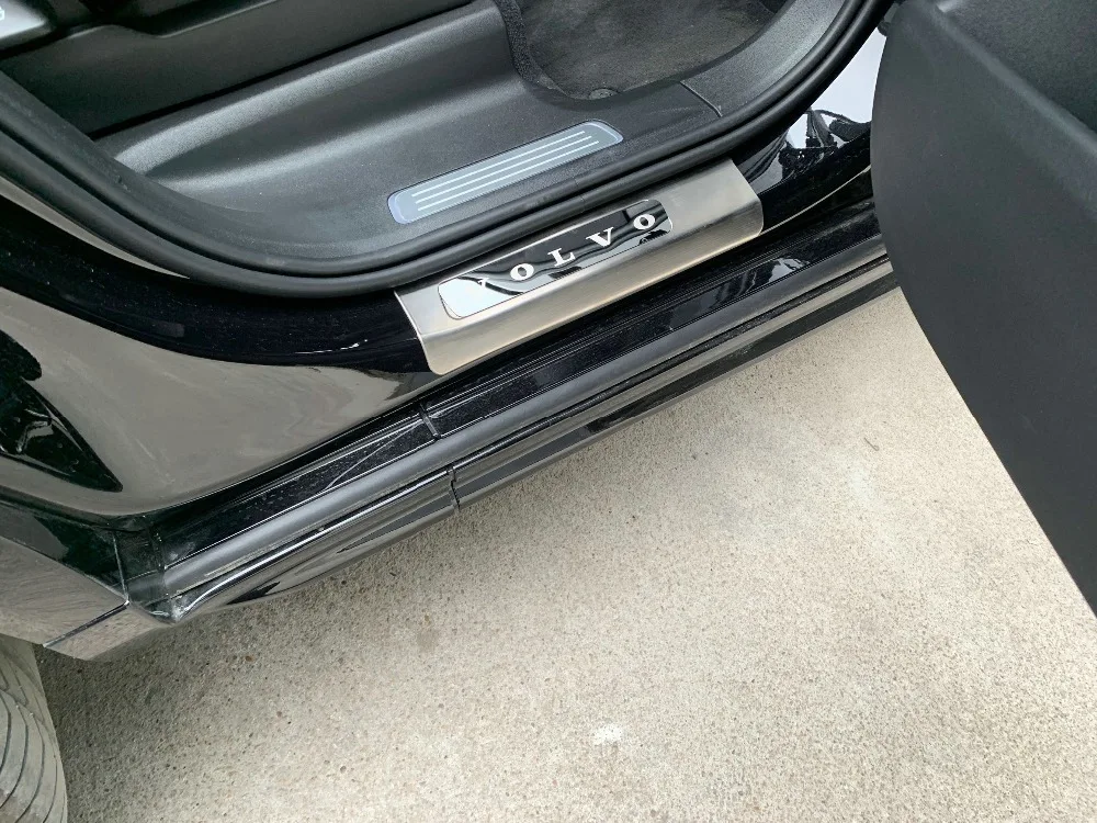 16款-20款XC90外门槛条银色带标款1