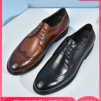

The summer spring soft bottom the bullock loafers hollow out breathable leather shoes men big yards small yards
