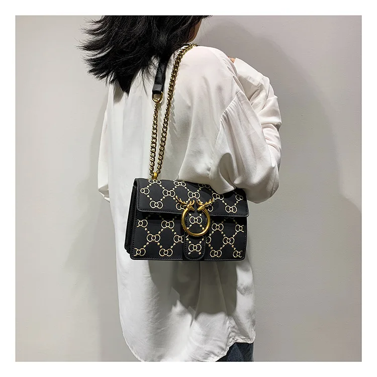 2019 New Design Deer Suede Leather Handbag Small flap Crossbody Bags for Women Quilted Embroidery Chain Shoulder Purse Black Red (2)