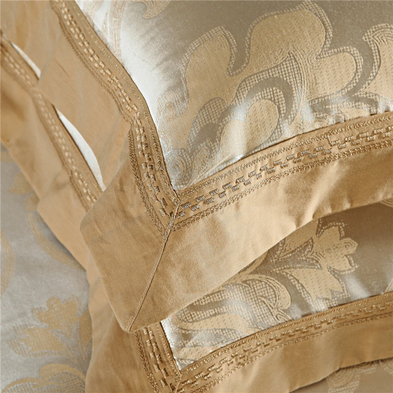 Hot 4/6 Pcs Luxury Golden Gold King Queen size Jacquard Bedding Set Satin Cotton bed Duvet Cover Bed Sheet And Pillowcases