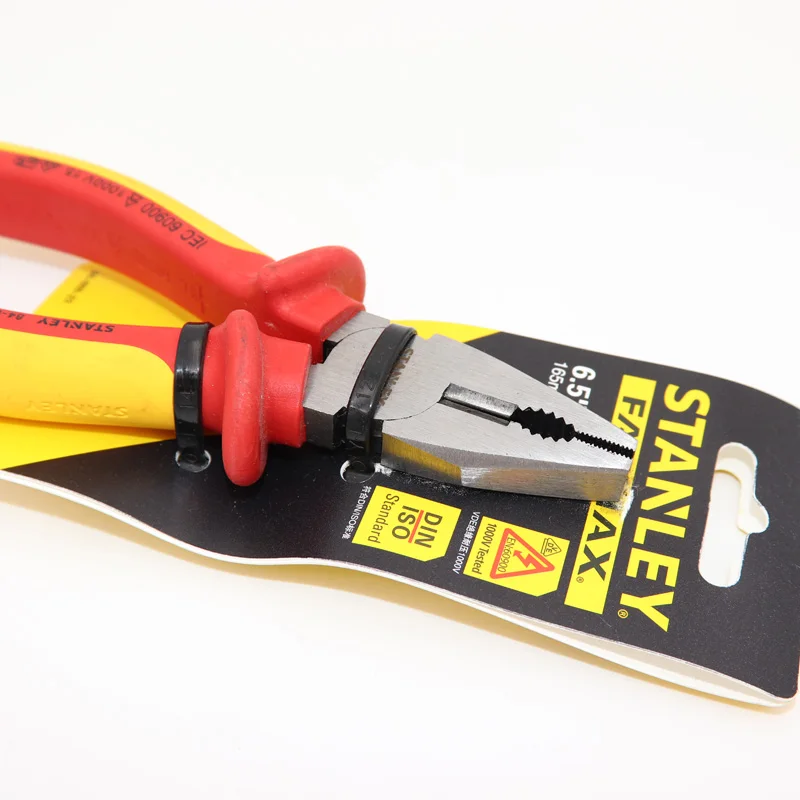 84-000-23  insulated combination pliers des1