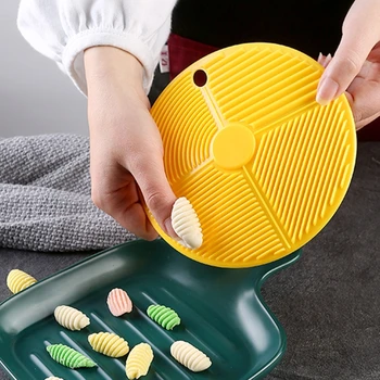 Gnocchi Board plastica fai da te Spaghetti Maker Board stampo per Pasta fatto a mano con appeso strumento alimentare per Macaroni Pin 1