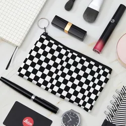 New Style Fashion Men's And Women's Funny Checkerboard Coin Purse Lady Wallet Lipstick Air Cushion With A Zipper Canvas Bag