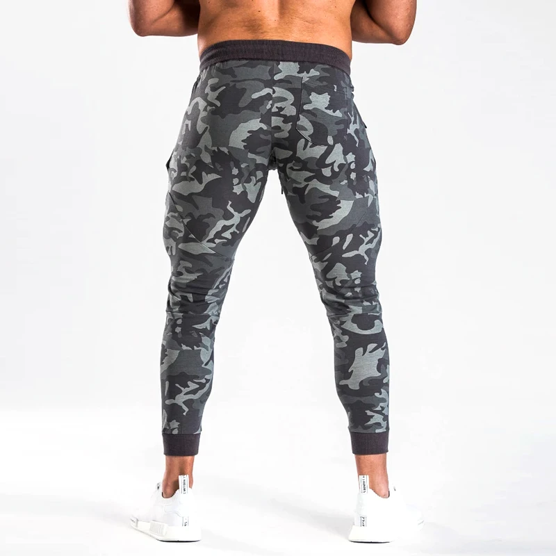 2020 Мужские штаны для бега Осенние повседневные спортивные брюки мужские обтягивающие брюки для бодибилдинга Новые камуфляжные длинные