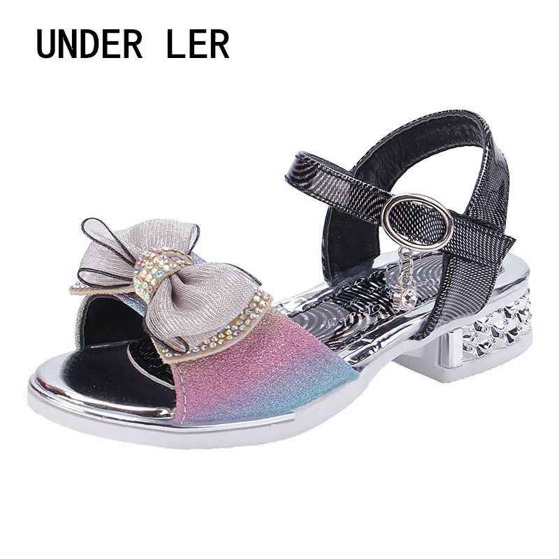 

Summer Kids Shoes 2020 Fashion Leathers Sweet Children Sandals For Girls Breathable Hoolow Out Bow Shoes B018