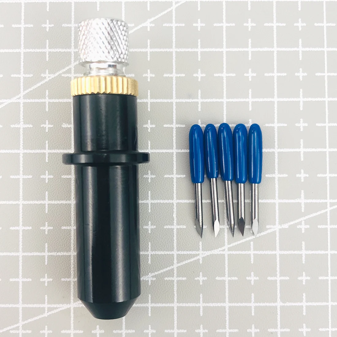 

5pcs 60 Degree Plotter Blade Vinyl Cutter Replaced Knife for Mimaki Milling Cutter Engraving Machine + 1pc Blade Holder Flat
