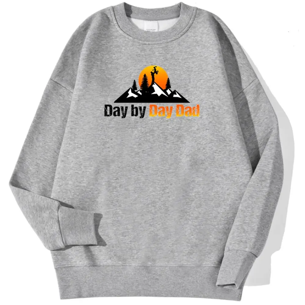 

Day By Day Dad Cute Prints Clothing Men Hip Hop Loose Hoodys Vintage Pullover New Sweatshirt Autumn Fleece Hoodys Pullovers Mens