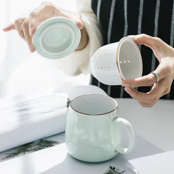 

Japanese Simple Solid Color Tea Separated Ceramic Cup with Lid Handgrip Percolator Porcelain Mug Office Water Cups for Women Man
