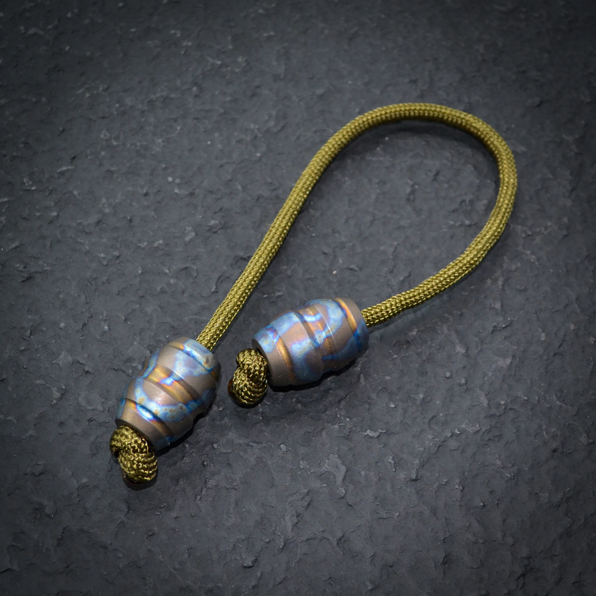 EDC Laiton Begleri Worry Perles Doigt Jouet Bullet Parachute Cord