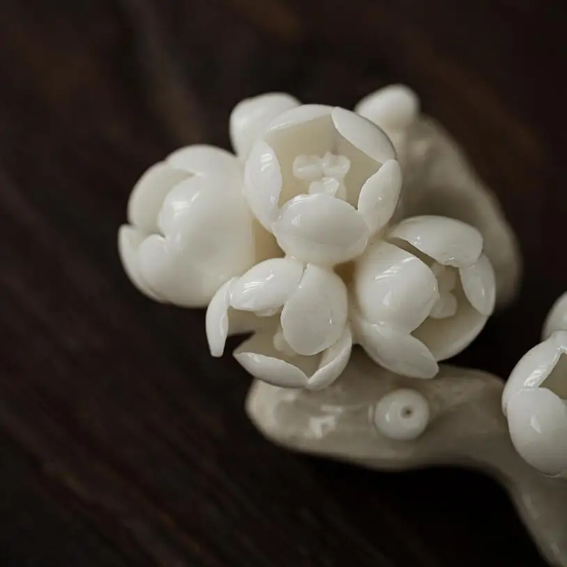 PINNY Plant Ash Glaze Plum Ceramic Tea Pet Chinese Kung Fu Tea Accessories Retro Ceramic Crafts Decorative 2