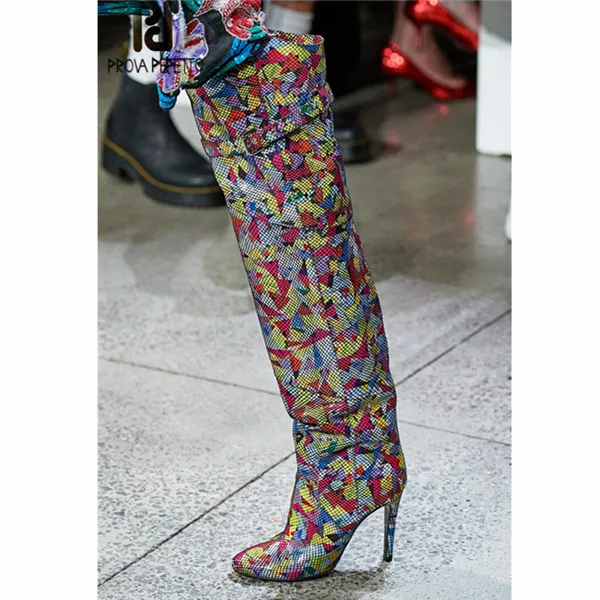Prova Perfetto с острым носком на высоком каблуке из натуральной кожи Botas Feminina зимние женские сапоги выше колена на платформе с пряжкой bottes femme - Цвет: multicoloured three