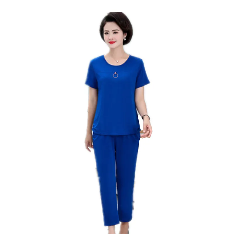 

Mom summer suit 2022 new middle-aged and elderly short-sleeved t-shirt two-piece loose casual solid color women's clothing A365
