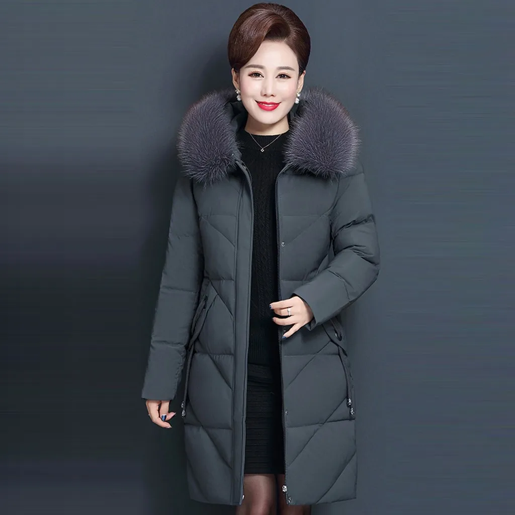 Зимнее пальто средней длины с меховым капюшоном для женщин среднего возраста, Модные свободные уплотненные хлопковые куртки, пальто для женщин, теплые корейские парки больших размеров
