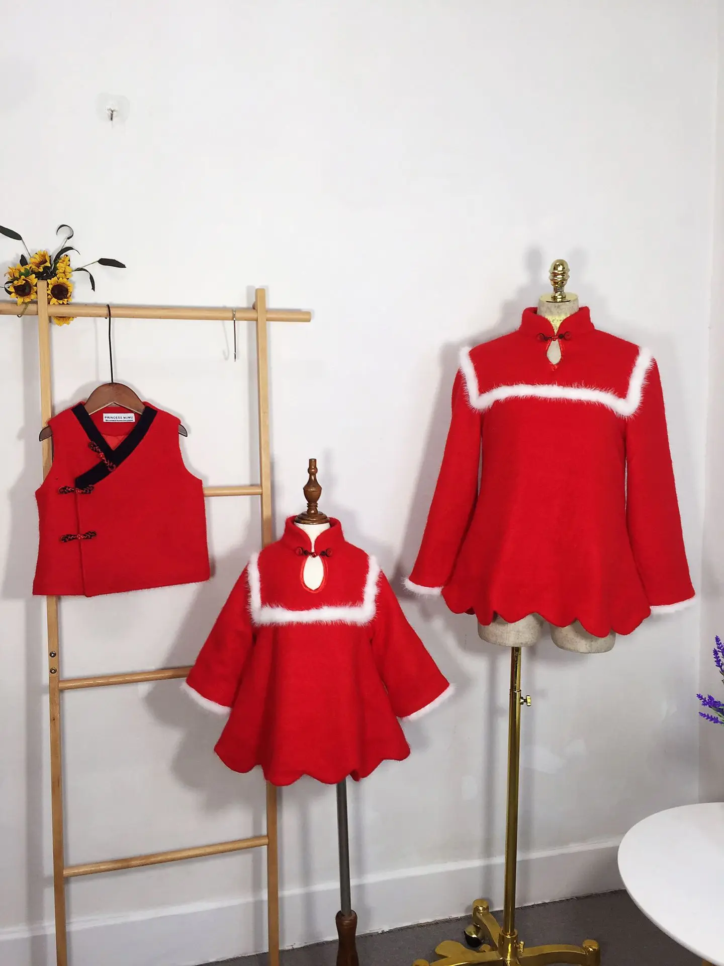 Красные новогодние одинаковые комплекты для семьи китайский костюм Hanfu платья «Мама и я» Одежда для папы, мамы, детей, папы, мамы, Bebes, свитер