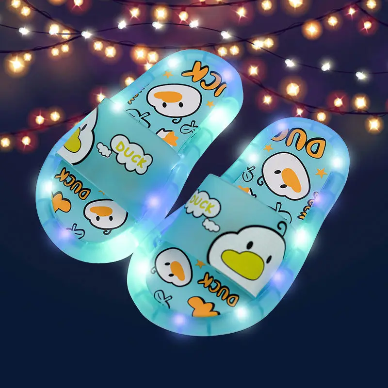 2022 Footwear Luminous Jelly Summer Children's LED Slipper Girls Slippers PVC Non-slip Beach Sandals Kids Home Bathroom Blue