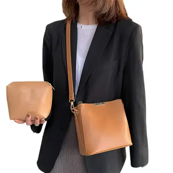 

Messenger Bag Women Bucket Shoulder Bag Large Capacity Vintage PU Leather Lady Handbag Luxury Designer Retro Shoulder Bucket Bag