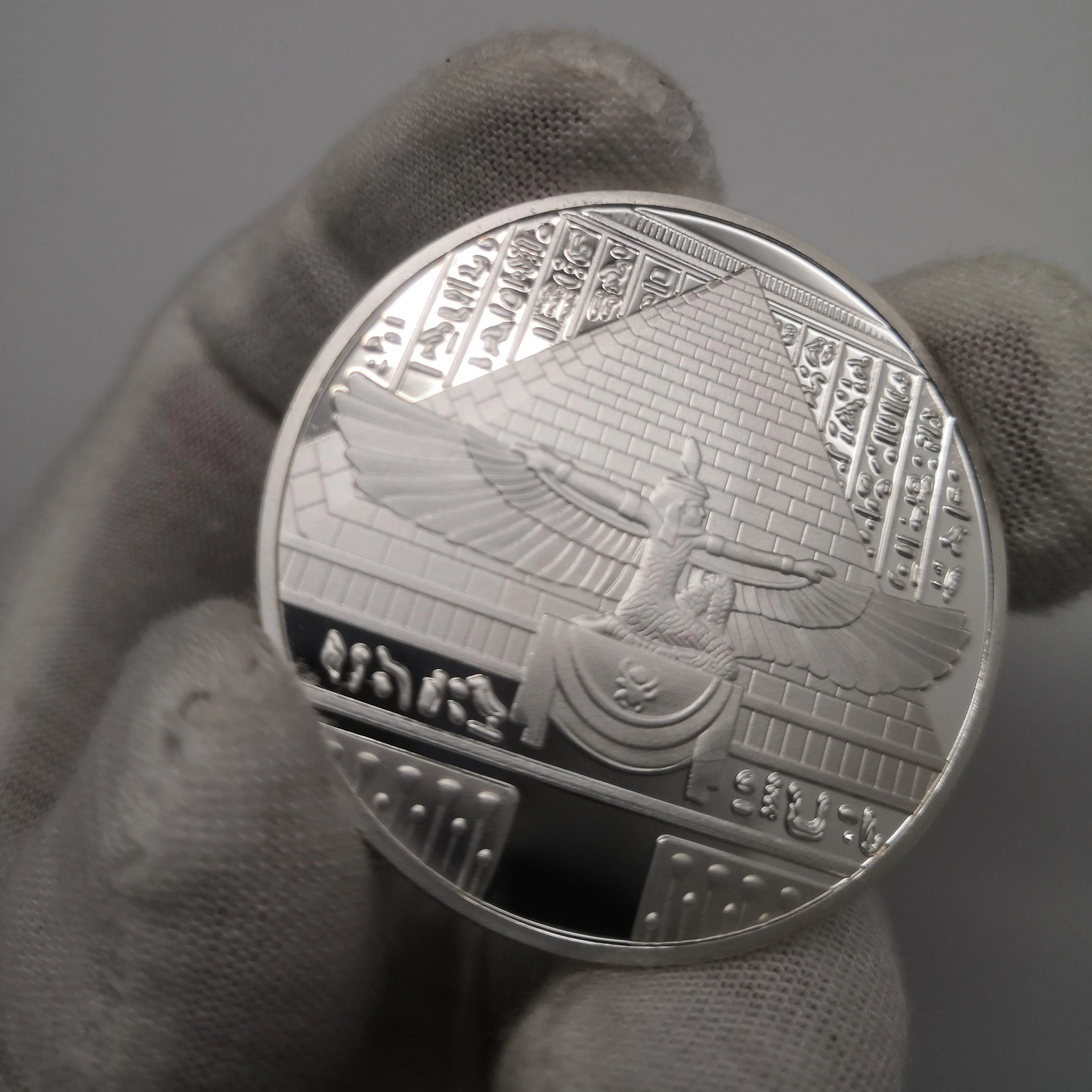 Egitto Cleopatra moneta placcata oro argento regina egizia moneta nefertilizzanti monete Commemorative regalo turistico