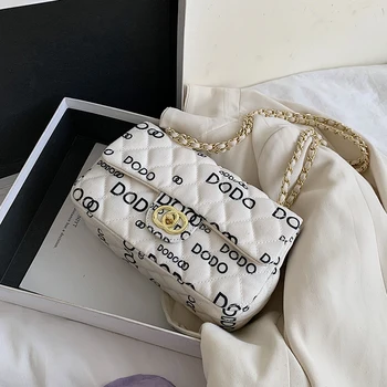 

NEW French Design Fashion Diamond Handbag & Elegant Printed Square Bag Shoulder Bag Chain Crossbody Bag Width 24cm Height 15cm