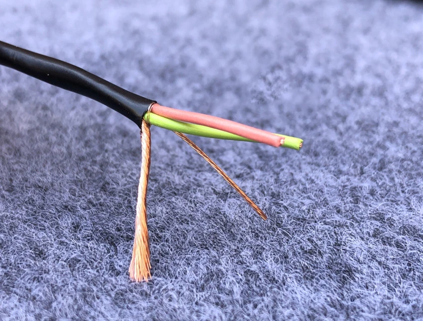 日本のオリジナルのmogami 3159 aes/ebu110Ω デジタルオーディオ