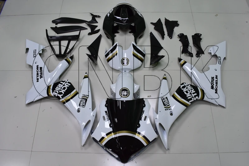 YZFR1 2006 обвесы YZF1000 R1 05 06 Белый Черный 2004 - пластик обтекатели | Автомобили и