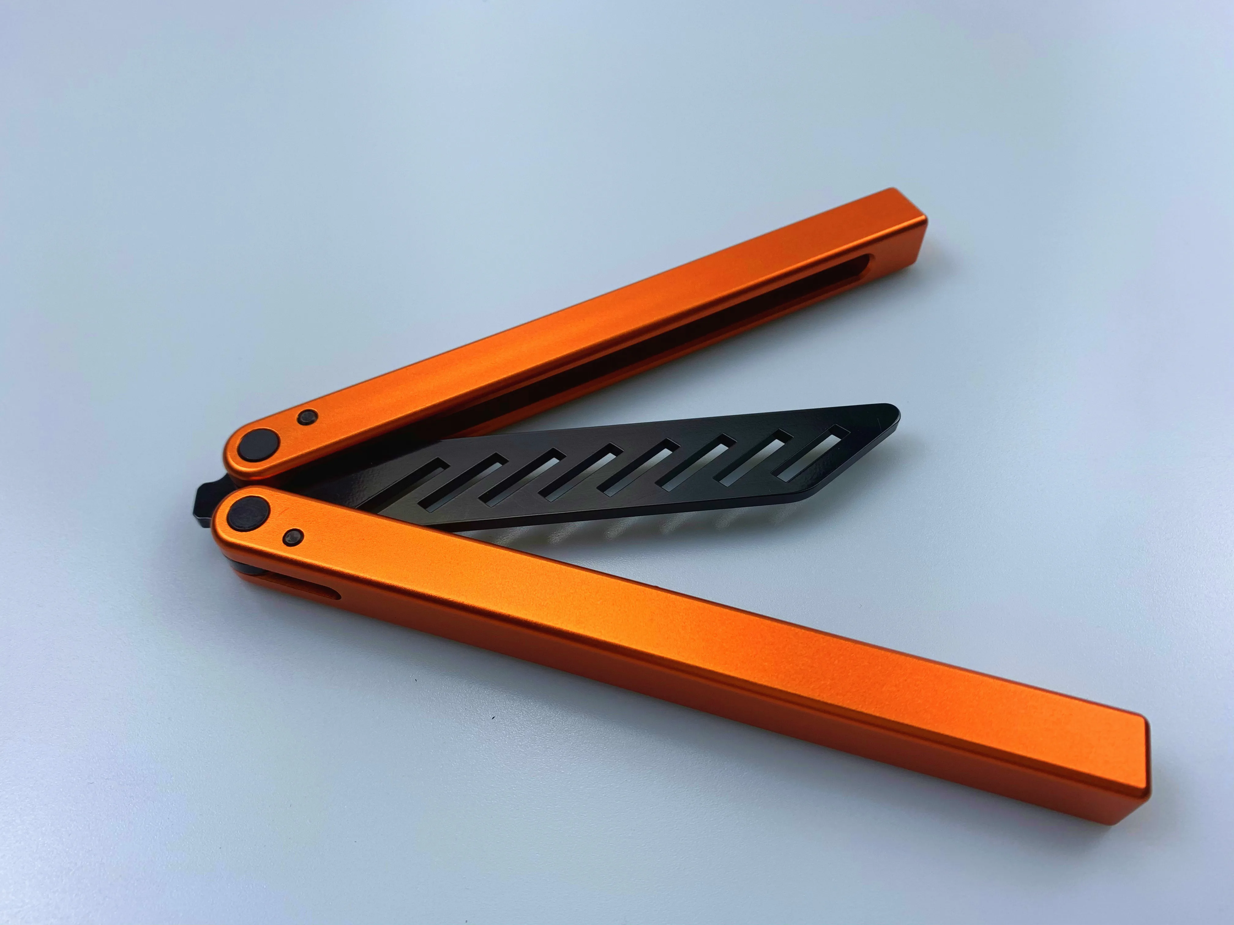 

Butterfly Trainer Knife Blade 420 steel Handle Knife Not Sharp Camping Hunting Knife Pocket Knife