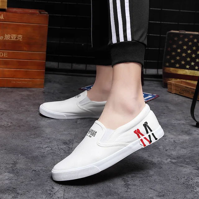 boys white canvas shoes