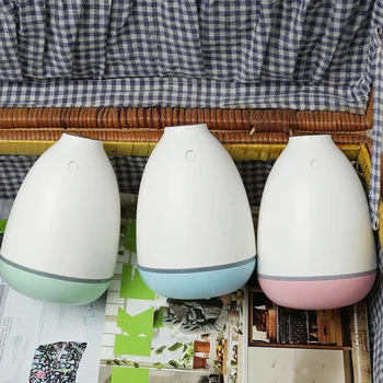 

200ML Mini Bottle Air Humidifier Portable Air Freshener USB Humidifier Car Aromatherapy Machine with Night Light Foggy Home