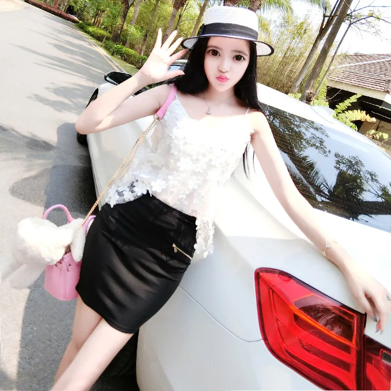 

Photo Shoot 2017 Spring And Summer New Products Lace Gauze Top Shirt with Narrow Straps + Slim Fit Versatile Slimming Sheath Sho