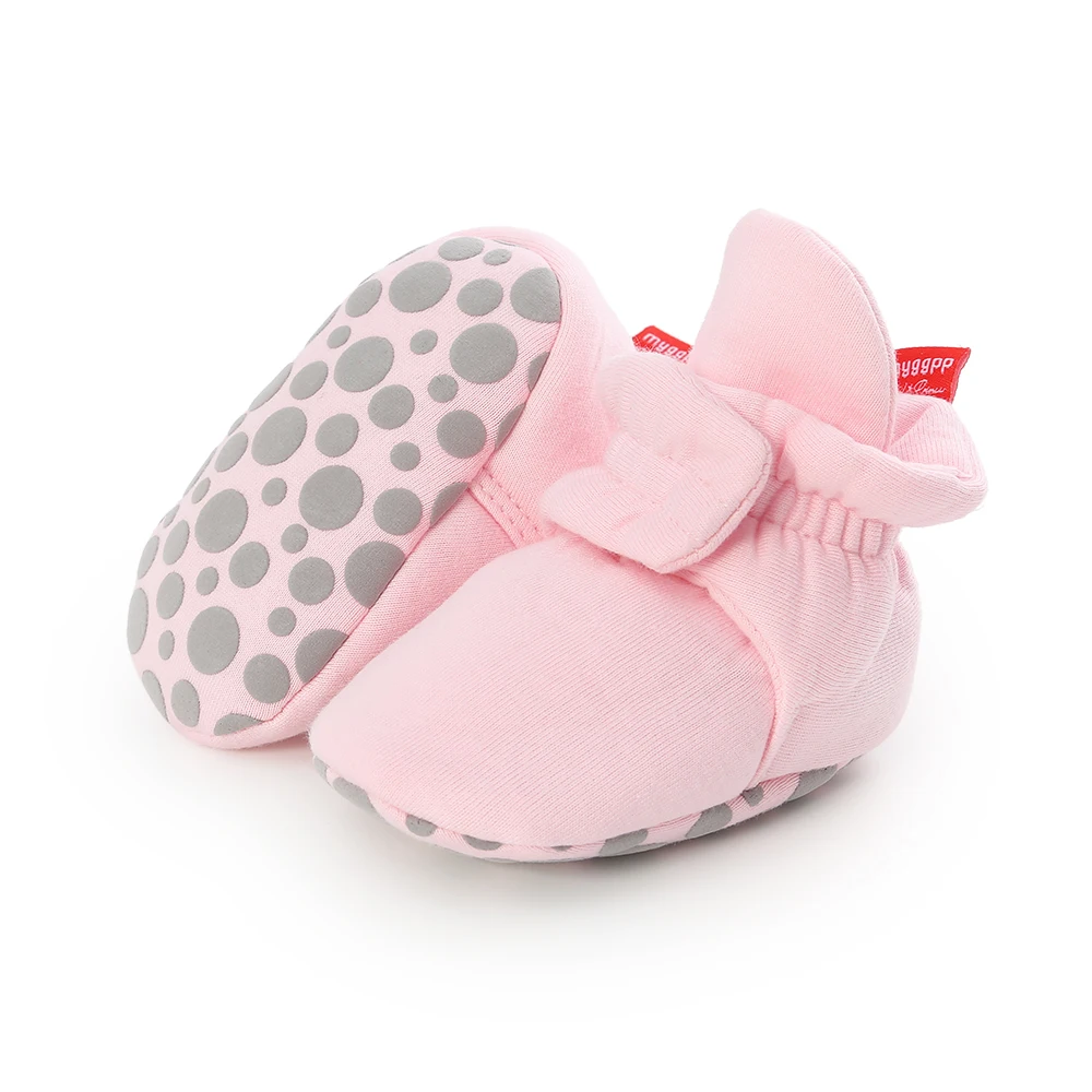 Носки для новорожденных; обувь для мальчиков и девочек со звездами; для малышей; удобная мягкая Нескользящая теплая детская кроватка