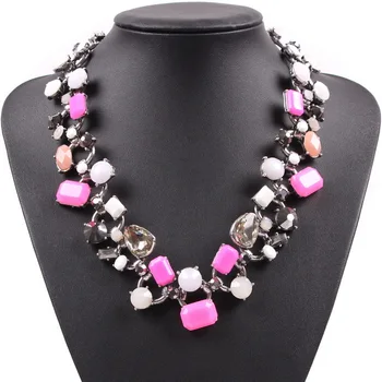 

2020 Fashion Brand New Arrival Party Colorful Resin Rhinestone Pendants Necklaces Glass Rhinestone Bead Pendant Jewelry