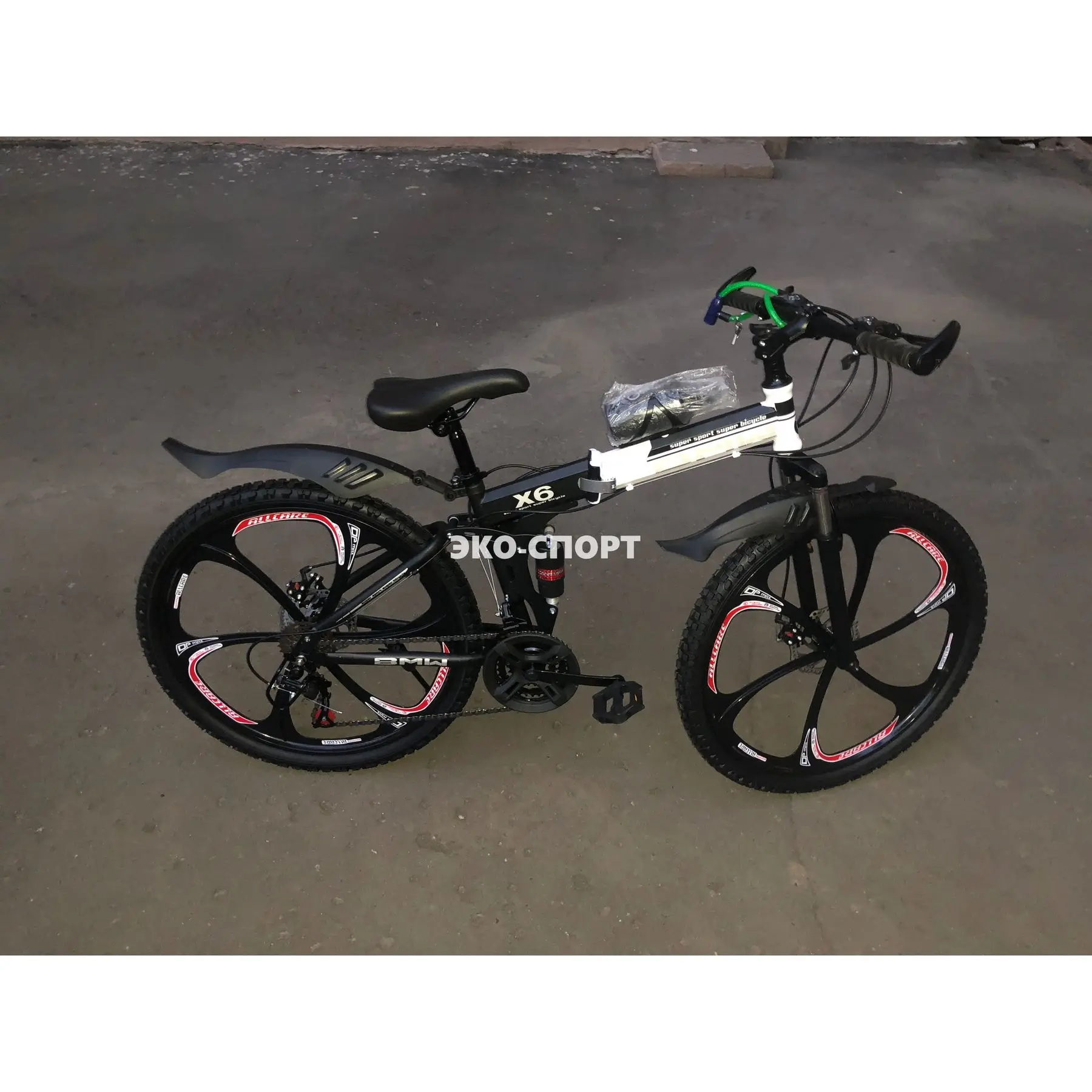 Складной велосипед BMW на дисках | Спорт и развлечения