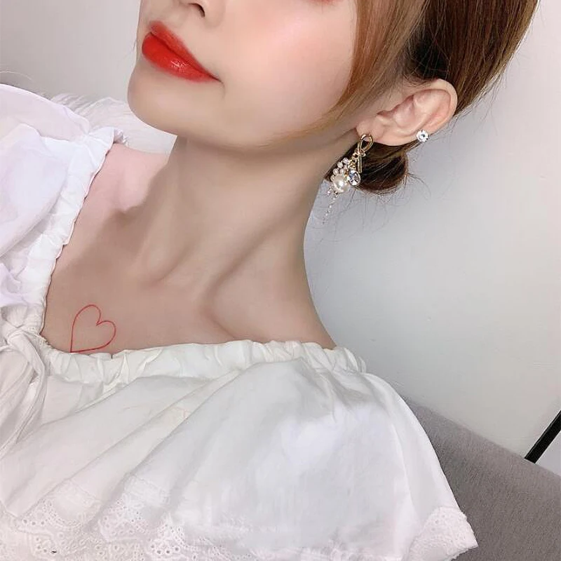 

Bohemian Tassel Acrylic Earrings Set for Women Big Geometric Pearl Rhinestones Tassel Earrings Irregular Pendant Earring Woman