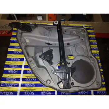 

1C0959812A Window Lifter Front Right Volkswagen Bora Saloon (1j2) *