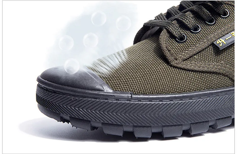 10161462921_1832960868