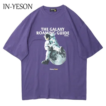 

Funny Astronaut Moon Print Harajuku T-Shirt Men/Women 2020 Summer Casual Short Sleeve T Shirt Hip Hop Tees Streetwear Men Tops