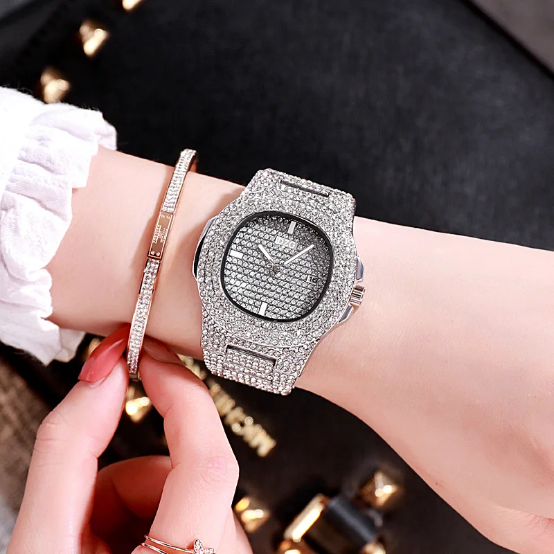  Alloy Buckle Fashion Casual Quartz Wristwatch