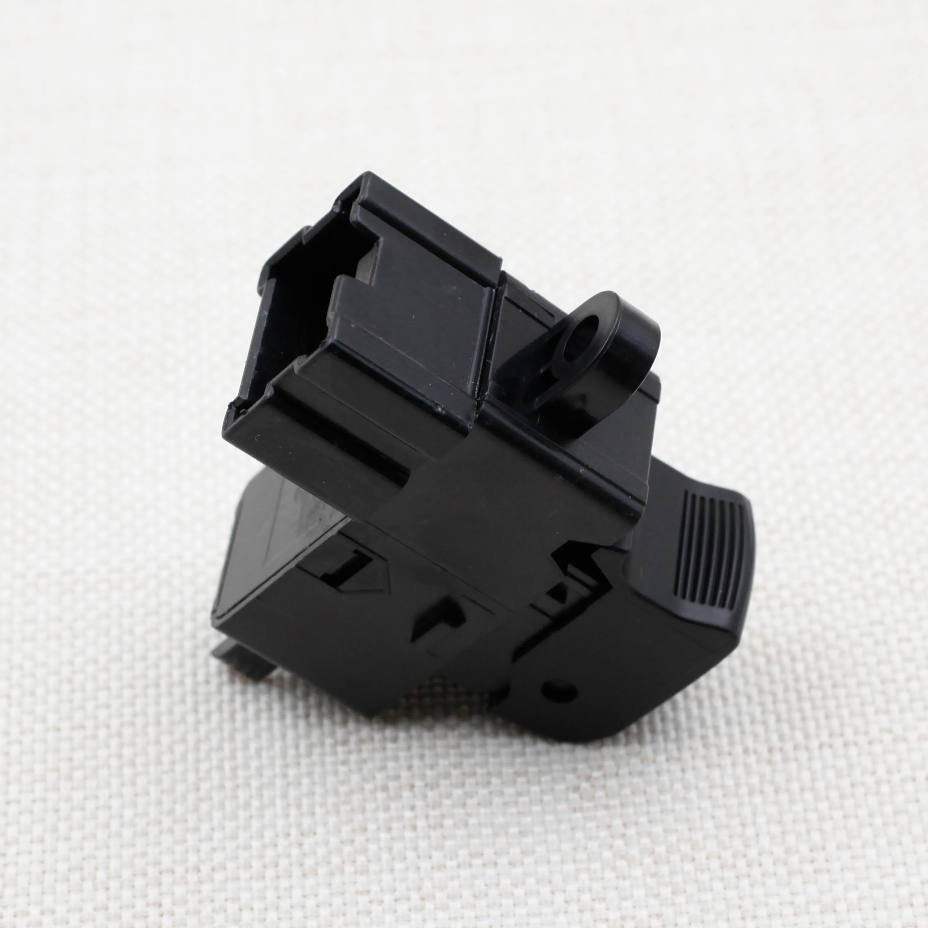 Car Window Lifter 6 Pin Switch For Nissan Qashqai J10 JJ10 2007-2015
