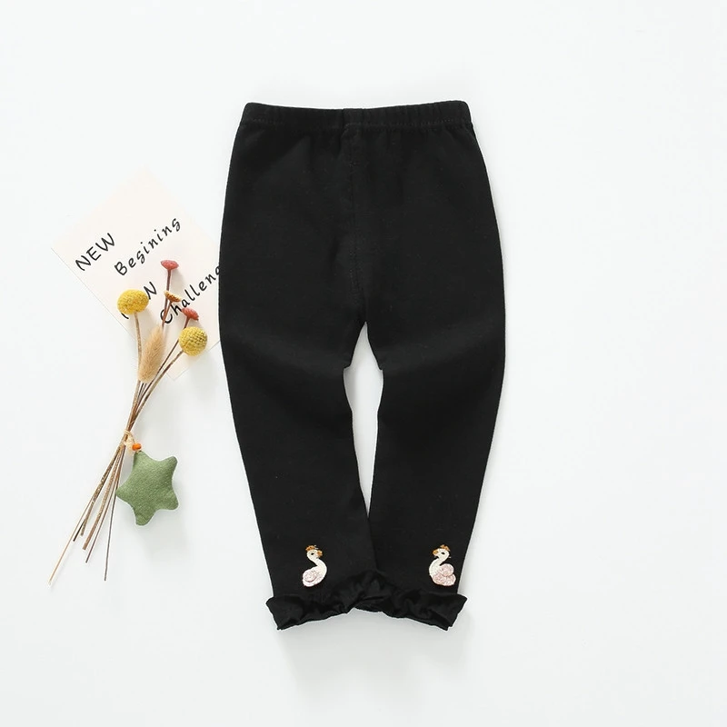 Тонкие осенние леггинсы принцессы; брюки для маленьких девочек; детские длинные штаны с оборками и рисунком утки; леггинсы; WT763 - Цвет: Black