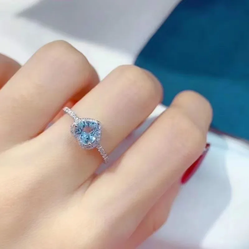 

Кольцо женское из серебра 925 пробы, с аквамариновым драгоценным камнем