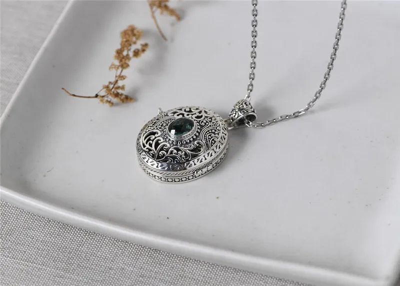 15238747440_1920852753