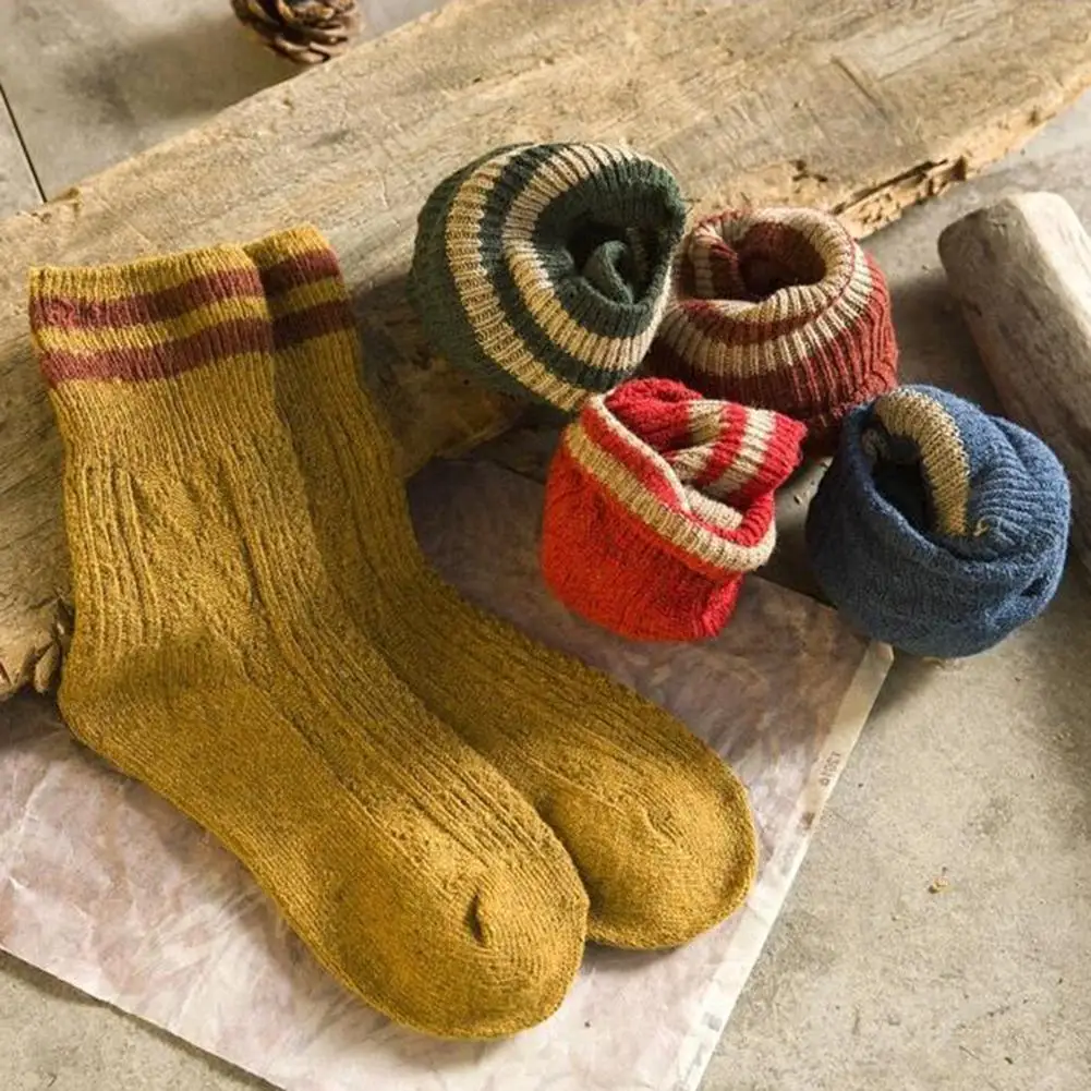 Kuulee 5PCS Women Retro Striped Mid-Calf Cotton Socks Gift Cotton Socks Thickened healthy Striped pattern Sock