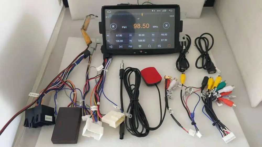 Perfect Android  Car radio For Dacia / Sandero / Dust / Ren ault / Captur / Lada / x ray 2 Logan 16 G ROM 2G WIFI GPS Navigation 4